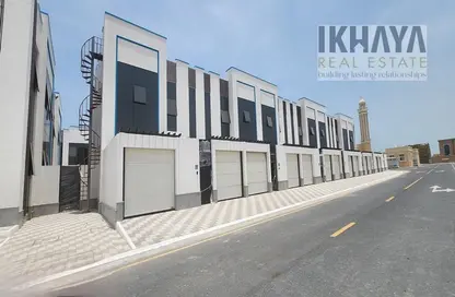 Townhouse - 3 Bedrooms - 4 Bathrooms for rent in Al Jazirah Al Hamra - Ras Al Khaimah