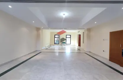 Apartment - 4 Bedrooms - 5 Bathrooms for rent in Muroor Area - Abu Dhabi