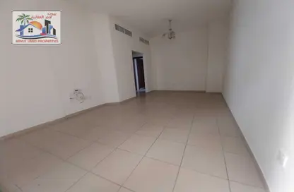 Apartment - 1 Bedroom - 2 Bathrooms for rent in Al Mamzar - Al Mamzar - Sharjah - Sharjah