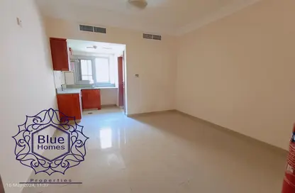 Apartment - 1 Bathroom for rent in Suroor 511 - Muwaileh - Sharjah