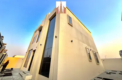 فيلا - 4 غرف نوم - 6 حمامات للايجار في حوشي - البادي - الشارقة