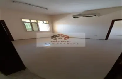 Apartment - 2 Bedrooms - 2 Bathrooms for rent in Al Niyadat - Al Ain