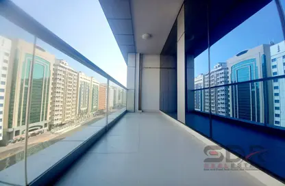 Apartment - 2 Bedrooms - 3 Bathrooms for rent in Global Tower - Electra Street - Abu Dhabi