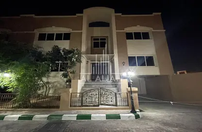 Villa - 6 Bedrooms - 7 Bathrooms for rent in Muroor Area - Abu Dhabi