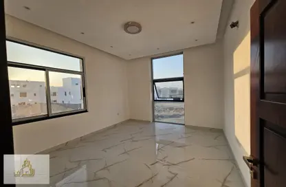 Villa - 5 Bedrooms - 7 Bathrooms for sale in Al Yasmeen 1 - Al Yasmeen - Ajman