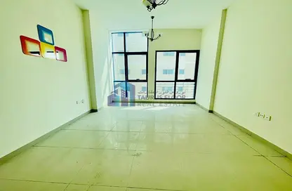 Apartment - 2 Bedrooms - 3 Bathrooms for rent in Al Mamzar Building - Al Mamzar - Deira - Dubai