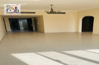 Apartment - 1 Bedroom - 2 Bathrooms for rent in Queen Tower - Al Qasba - Sharjah