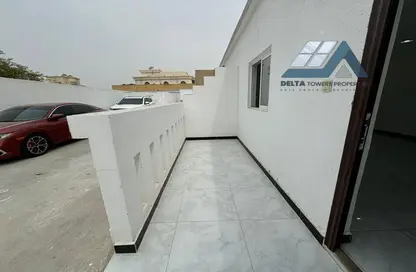 Apartment - 1 Bathroom for rent in Binal Jesrain - Between Two Bridges - Abu Dhabi