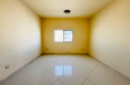 Apartment - 2 Bedrooms - 2 Bathrooms for rent in Fire Station Road - Muwaileh - Sharjah