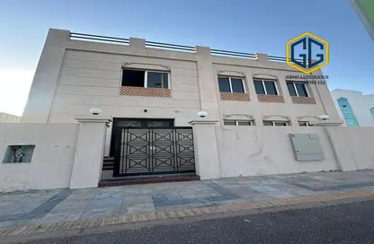 Villa - Studio - 4 Bathrooms for rent in Umm Suqeim 2 Villas - Umm Suqeim 2 - Umm Suqeim - Dubai