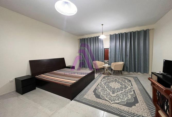 Studio flats in international deals city for monthly rent