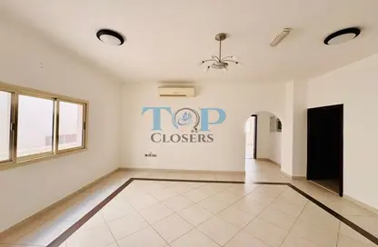 Apartment - 2 Bedrooms - 2 Bathrooms for rent in Hai Al Qalaa - Al Jaheli - Al Ain