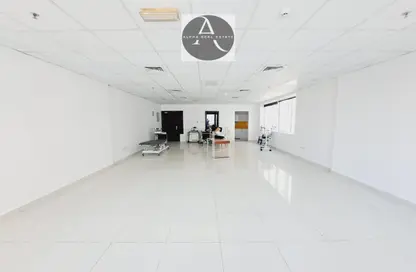 Office Space - Studio - 1 Bathroom for rent in Al Majaz 3 - Al Majaz - Sharjah