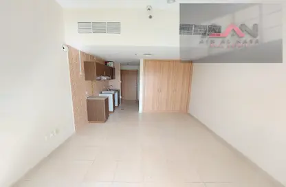 Apartment - 1 Bathroom for rent in Sondos Orchid - Dubai Residence Complex - Dubai