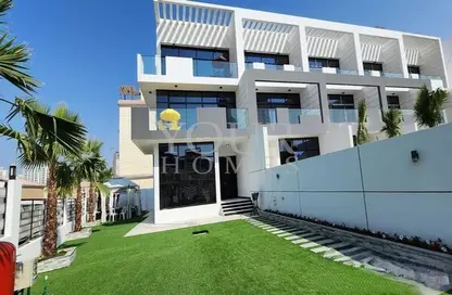 Townhouse - 4 Bedrooms - 6 Bathrooms for sale in Casa Luxo - Jumeirah Village Circle - Dubai