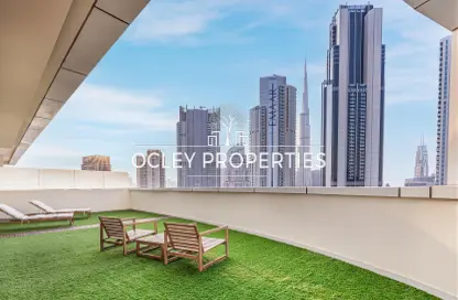 Apartment - 3 Bedrooms - 4 Bathrooms for sale in Upper Crest - Downtown Dubai - Dubai