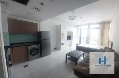 Apartment - 1 Bathroom for rent in Crystal Residence - Jumeirah Village Circle - Dubai