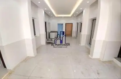 Villa - 4 Bedrooms - 4 Bathrooms for rent in Al Sabkha - Al Riqqa - Sharjah