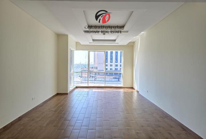 Apartment - 1 Bedroom - 2 Bathrooms for rent in Dubai Star Building - Al Nahda 1 - Al Nahda - Dubai