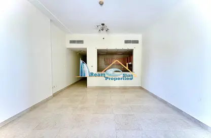 Apartment - 1 Bathroom for rent in Dubai Silicon Oasis - Dubai