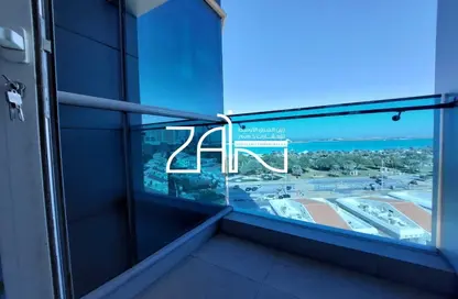 Apartment - 4 Bedrooms - 5 Bathrooms for rent in Al Sahel Towers - Corniche Road - Abu Dhabi