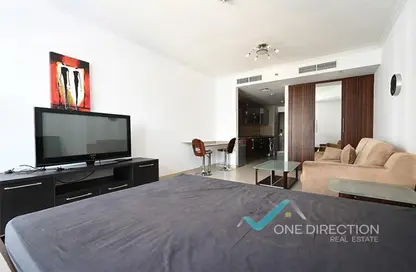 Apartment - 1 Bathroom for rent in Goldcrest Executive - JLT Cluster C - Jumeirah Lake Towers - Dubai