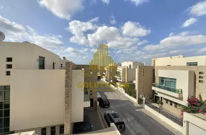 Villa - 6 Bedrooms for rent in Seashore - Rabdan - Abu Dhabi