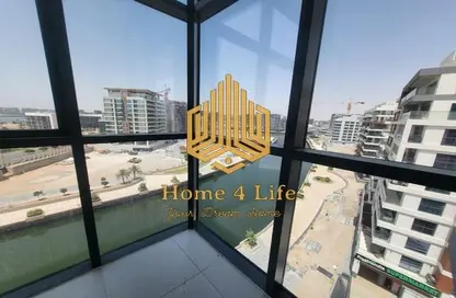 Apartment - 3 Bedrooms - 5 Bathrooms for sale in The View - Al Raha Beach - Abu Dhabi