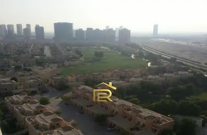 Apartment - 2 Bedrooms - 2 Bathrooms for rent in Golf View Residence - Dubai Sports City - Dubai