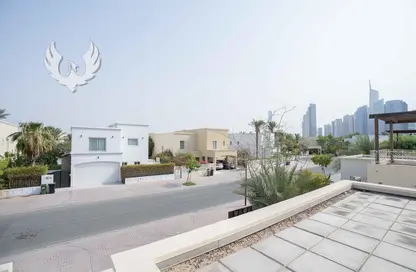 Villa - 4 Bedrooms - 4 Bathrooms for sale in Meadows 1 - Meadows - Dubai