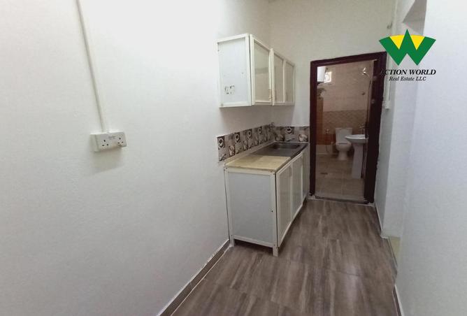 Rent in Baniyas East: Specious 1BHK Villa Appartment Close To Sharq ...