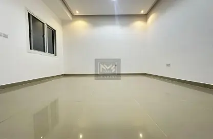 Apartment - 1 Bathroom for rent in Al Mushrif - Abu Dhabi