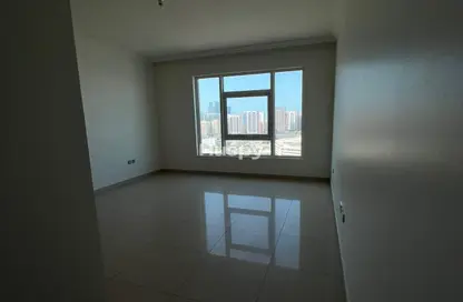 Apartment - 4 Bedrooms - 5 Bathrooms for rent in Bay View Tower - Marina Square - Al Reem Island - Abu Dhabi