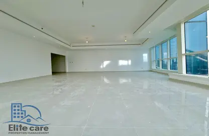 Apartment - 3 Bedrooms - 5 Bathrooms for rent in New Emi State Tower - Airport Road - Abu Dhabi