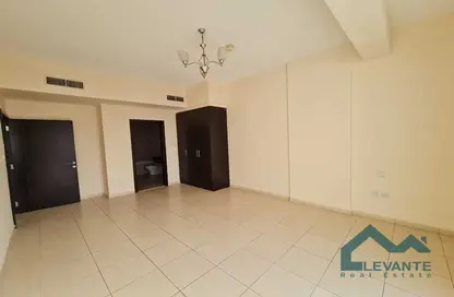 Apartment - 1 Bedroom - 2 Bathrooms for sale in Mazaya 23 - Queue Point - Dubai Land - Dubai