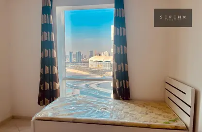 Apartment - 2 Bedrooms - 3 Bathrooms for rent in Hub Canal 2 - Hub-Golf Towers - Dubai Sports City - Dubai