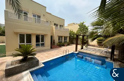 Villa - 5 Bedrooms - 6 Bathrooms for rent in Meadows 6 - Meadows - Dubai