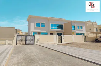 Villa - 3 Bedrooms - 5 Bathrooms for rent in Mohamed Bin Zayed Centre - Mohamed Bin Zayed City - Abu Dhabi