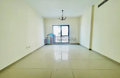 Apartment - 2 Bedrooms - 2 Bathrooms for rent in Al Mamzar Building - Al Mamzar - Deira - Dubai