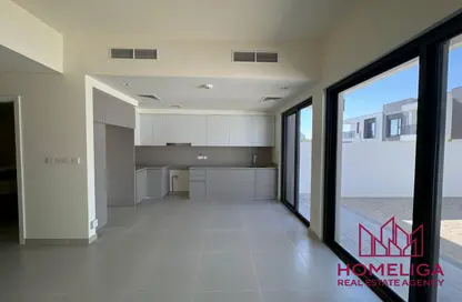 Villa - 3 Bedrooms - 3 Bathrooms for rent in Greenviews 2 - EMAAR South - Dubai South (Dubai World Central) - Dubai