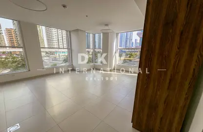 Apartment - 1 Bathroom for rent in DXB Tower - Sheikh Zayed Road - Dubai