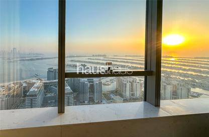 Apartment - 1 Bedroom - 2 Bathrooms for rent in The Palm Tower - Palm Jumeirah - Dubai