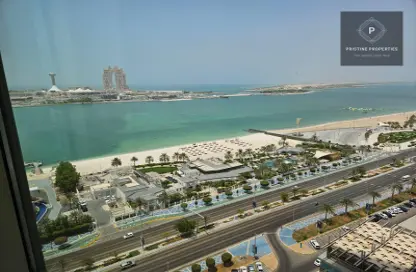 Apartment - 3 Bedrooms - 4 Bathrooms for rent in Nation Towers - Corniche Road - Abu Dhabi