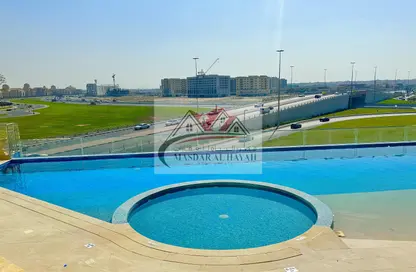 Apartment - 2 Bedrooms - 3 Bathrooms for rent in Muwaileh 29 Building - Muwaileh - Sharjah