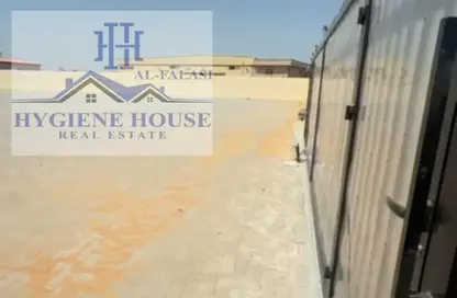 Bulk Rent Unit - Studio - 1 Bathroom for rent in Old Industrial Area - Umm Al Quwain