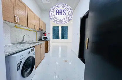 Apartment - 1 Bathroom for rent in Daman 1 Building - Dubai South (Dubai World Central) - Dubai