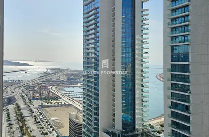 Apartment - 1 Bedroom - 1 Bathroom for sale in Marina Vista - EMAAR Beachfront - Dubai Harbour - Dubai