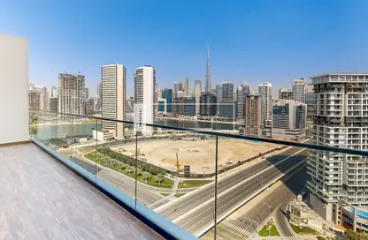 Apartment - 1 Bedroom - 2 Bathrooms for sale in SOL Bay - Business Bay - Dubai