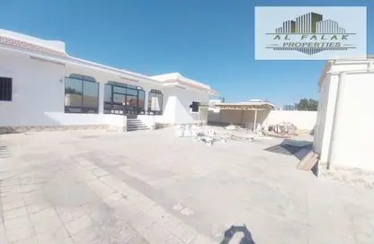 Villa - 4 Bedrooms - 4 Bathrooms for rent in Al Nekhailat - Al Heerah - Sharjah