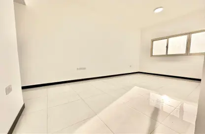 Apartment - 1 Bedroom - 2 Bathrooms for rent in Shabiya - Mussafah - Abu Dhabi